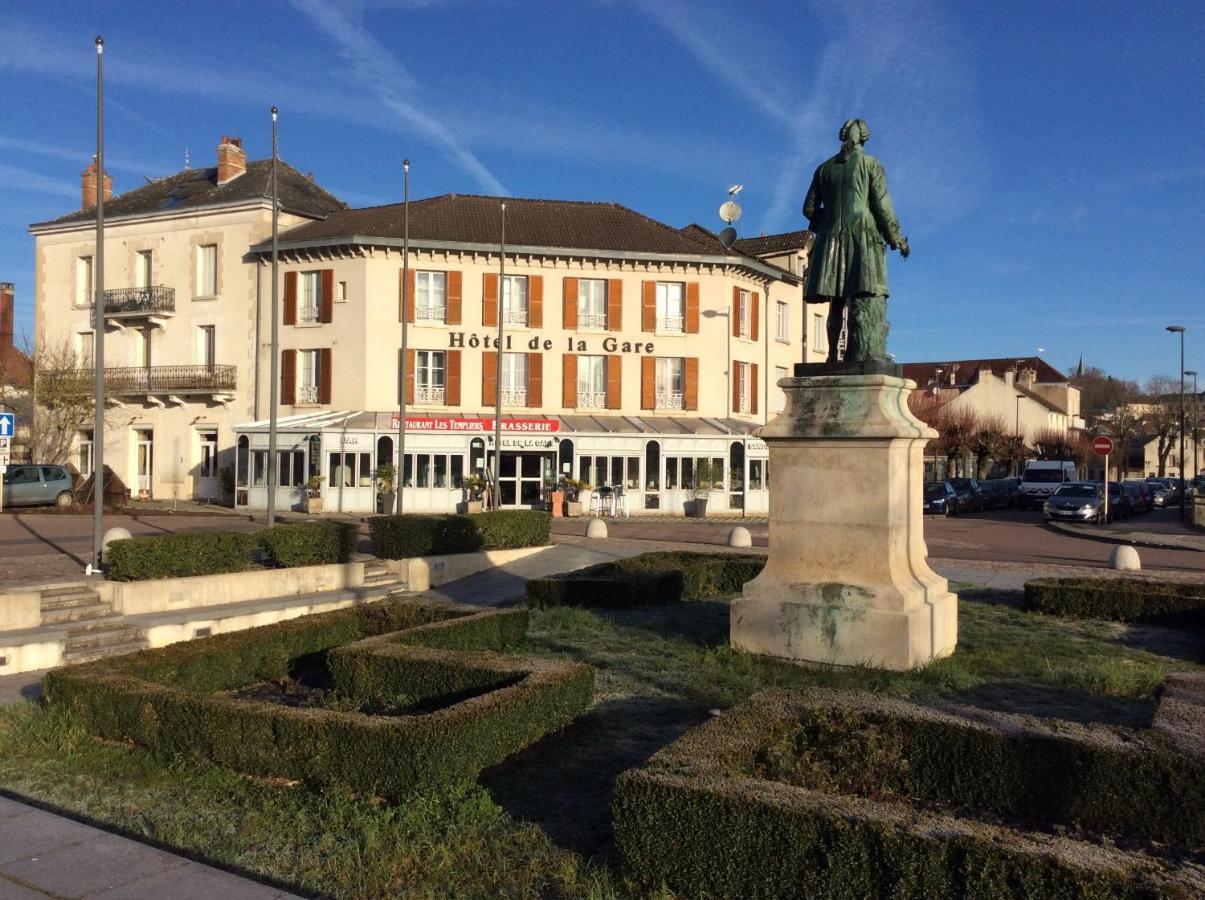 Hotel Restaurant Les Templiers Montbard Eksteriør billede